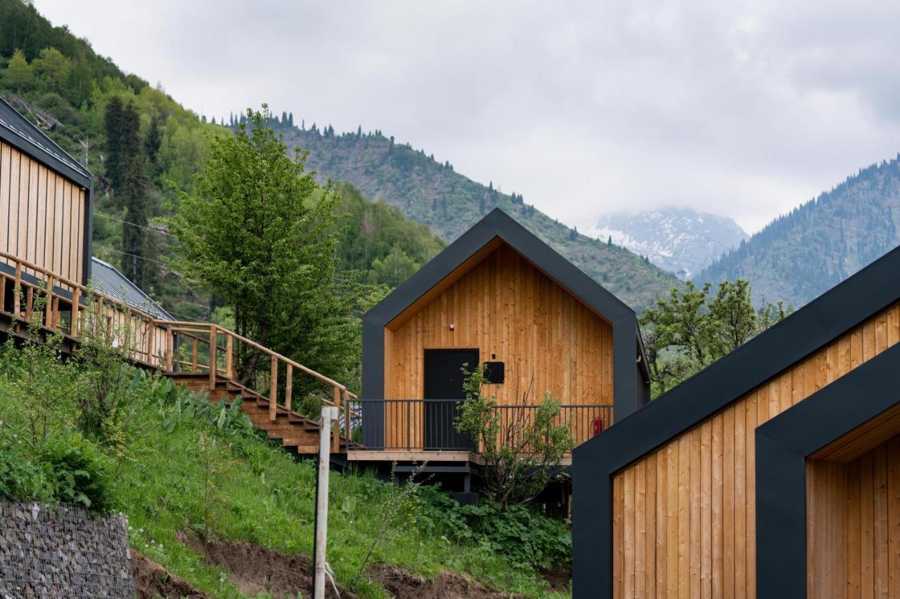 Qazaq Auyl Eco Hotel Алматы Экстерьер фото