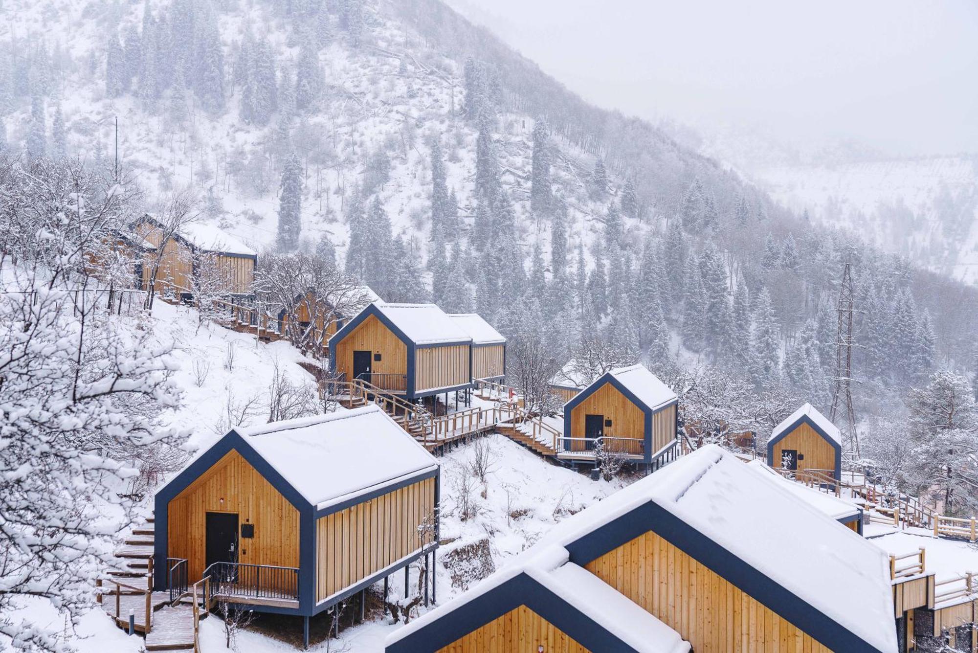 Qazaq Auyl Eco Hotel Алматы Экстерьер фото