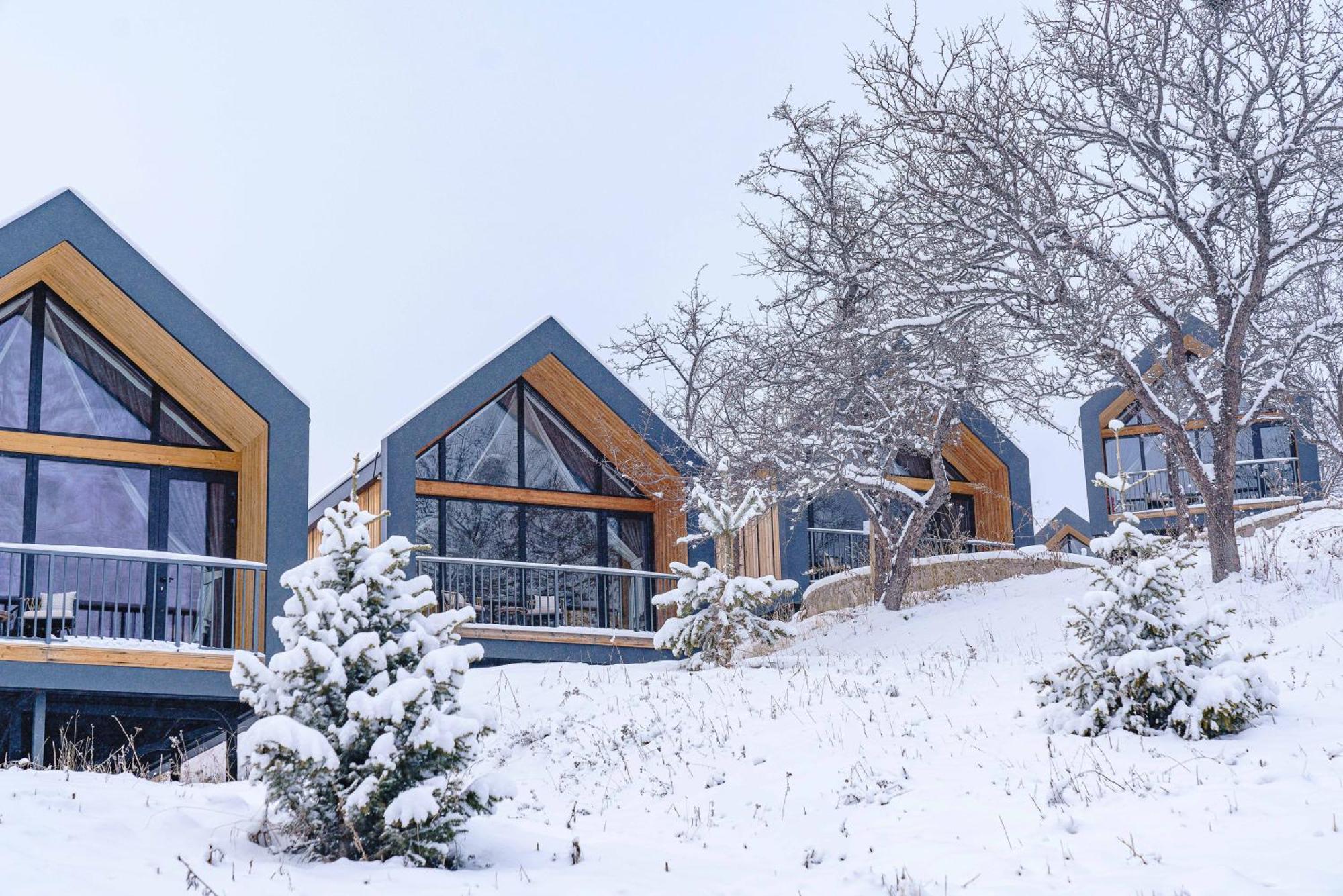 Qazaq Auyl Eco Hotel Алматы Экстерьер фото