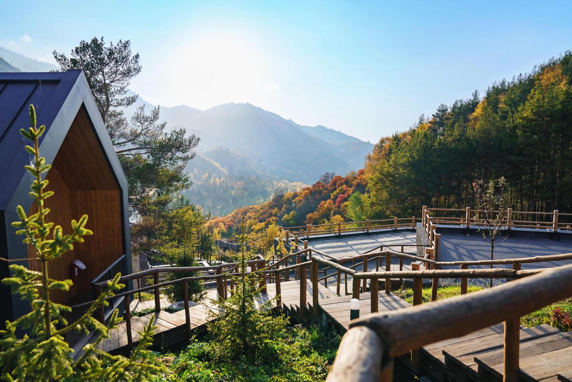 Qazaq Auyl Eco Hotel Алматы Экстерьер фото